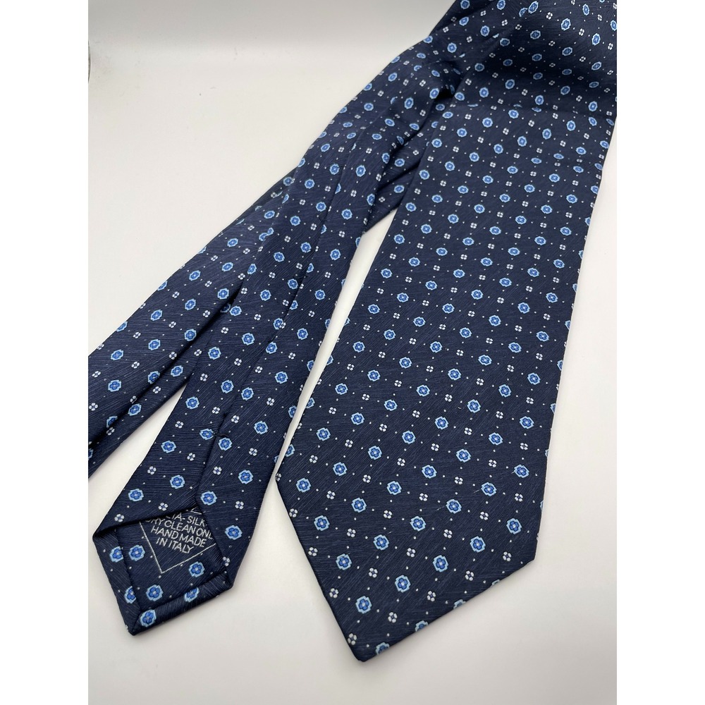 Brioni Mens Navy Blue Silk Geometric Floral Medallion Handmade Tie Italy 3.5in